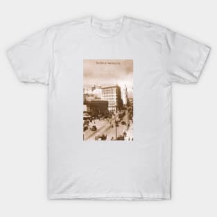 1915 The Center of Oakland, California T-Shirt